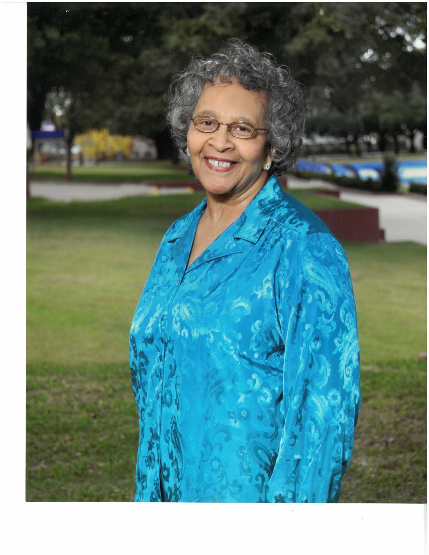 Obituary of Mae Irving Sewell