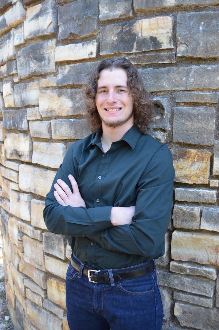 Obituary of Tyler Thomas Ross