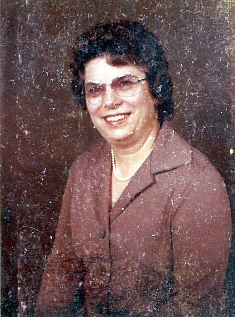 Obituary of Winifred Maxine Price