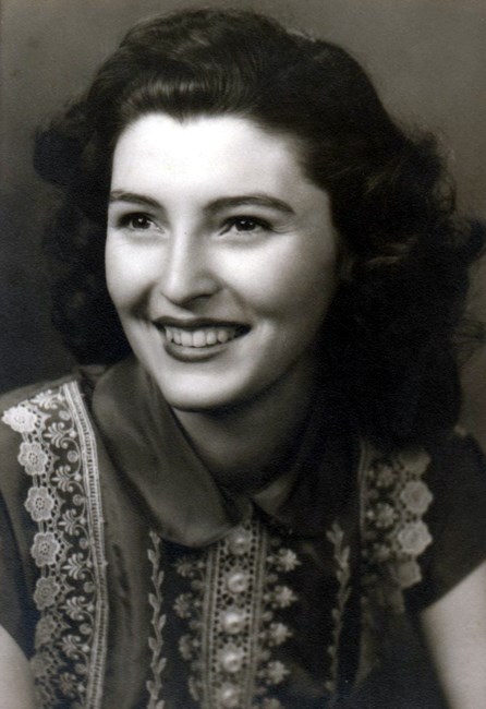 Obituary of Helen Hampton