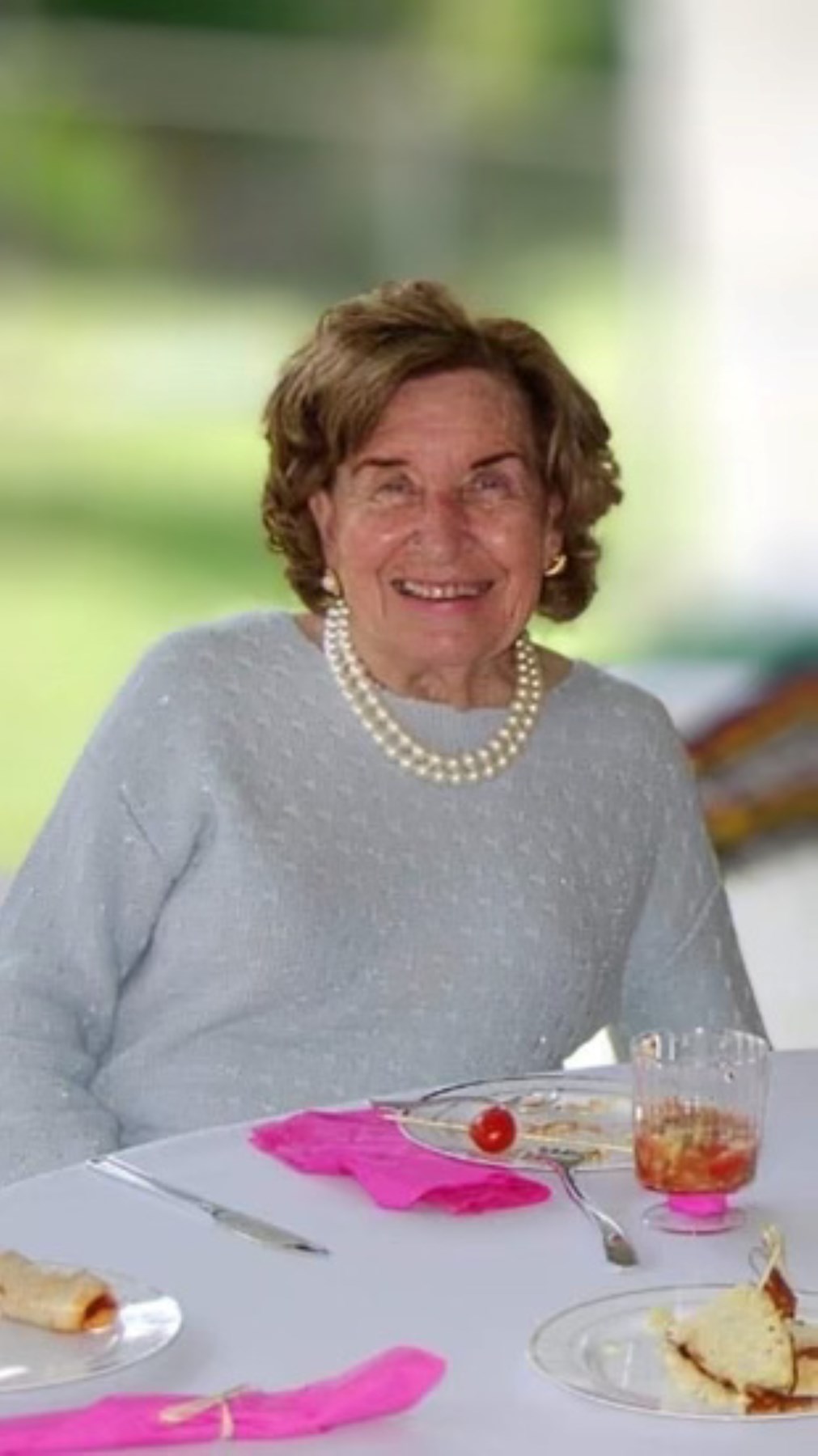 Obituary of Miren Carmele Naval