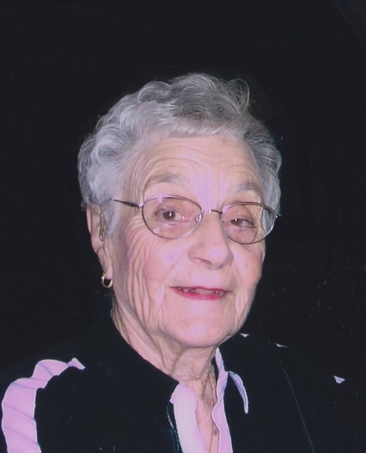 Obituario de Beryl Mary Lang