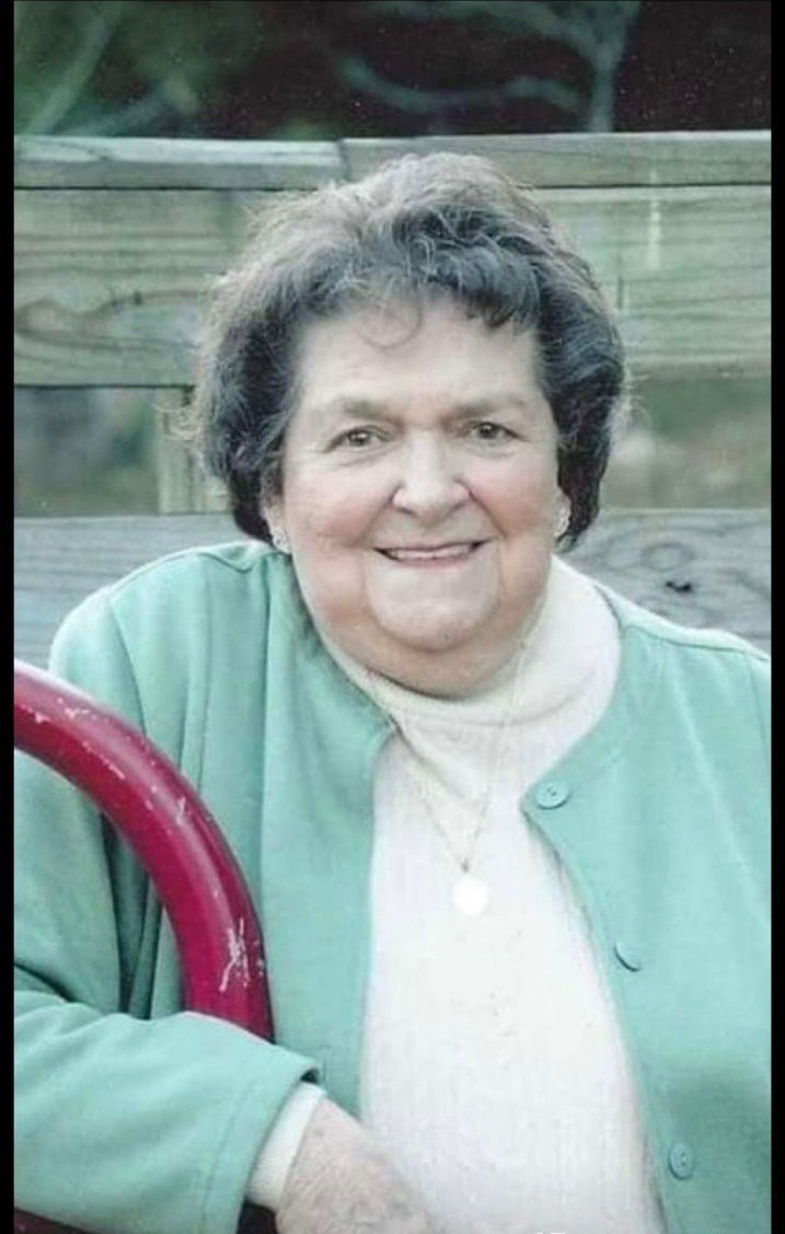 Obituary of Evelyn Stewart Moore