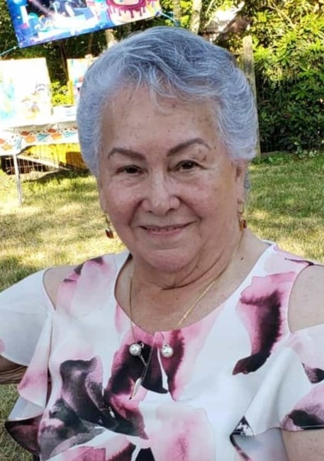 Obituary of Maria Mariela Izquierdo De Castaneda