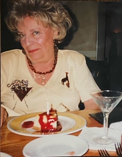 Avis de décès de Jean B Decker