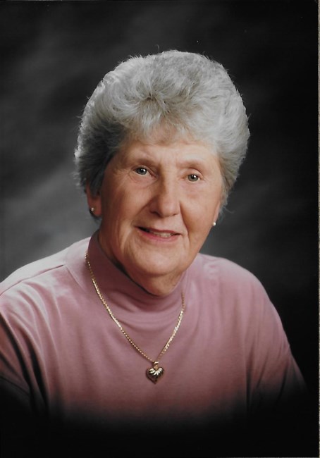 Obituario de Betty A Freeman