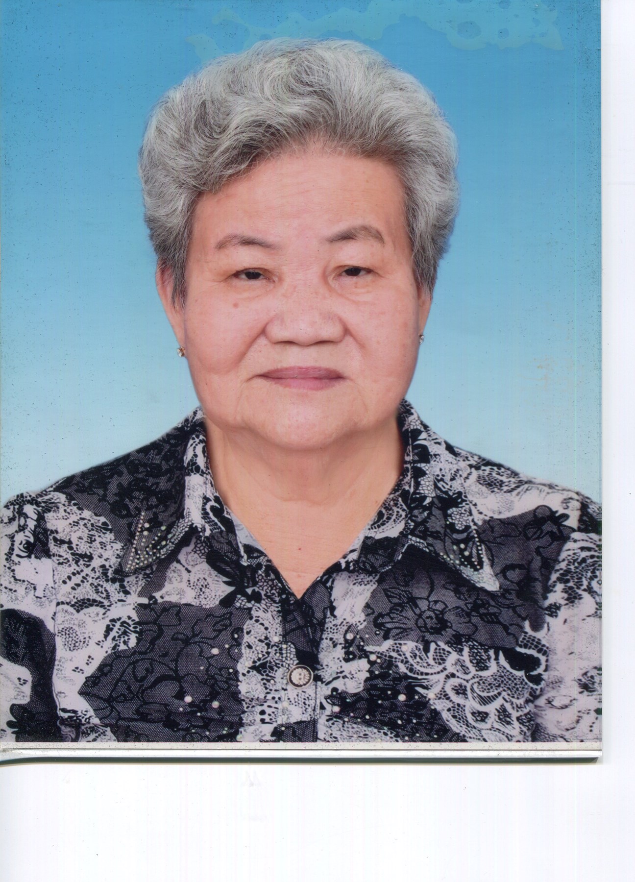 Obituario de Nga Nhi Tran