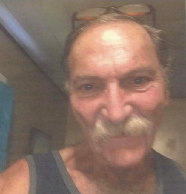 Obituario de Roland "Mickey" Amlotte