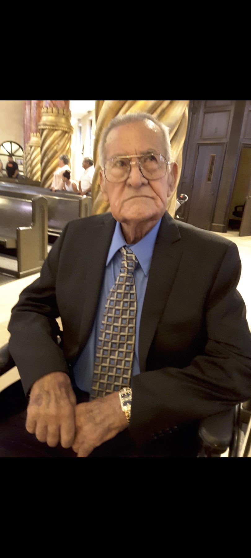 Obituary of Alfredo M. Saldivar