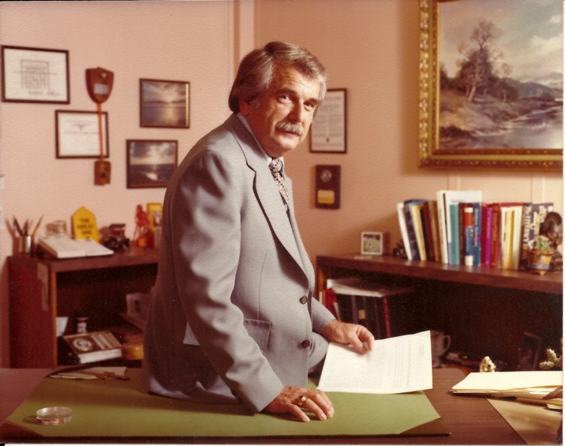 Obituary of Robert Day Allen