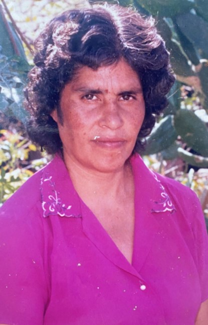 Obituary of Guadalupe Perez De Urrutia