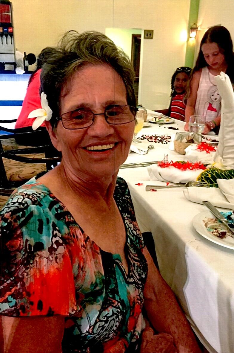 Obituario de Juana R Molina