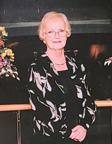 Obituary of Gwendolyn Mary Davis