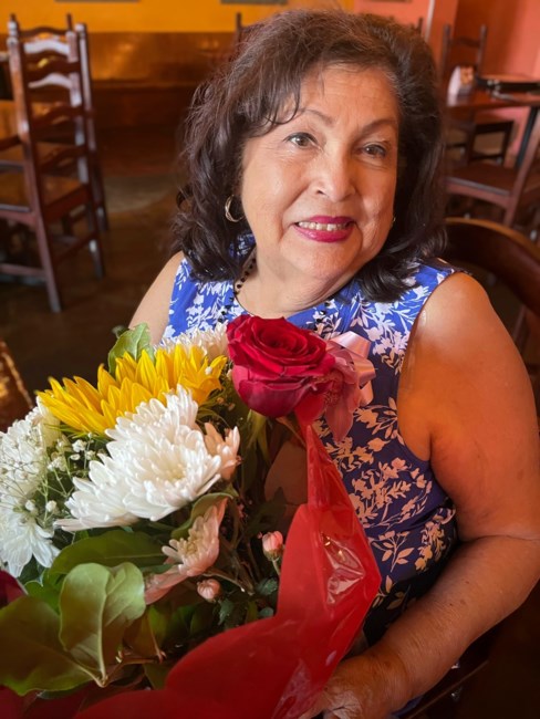 Obituary of Evelyn Chavez Moncayo