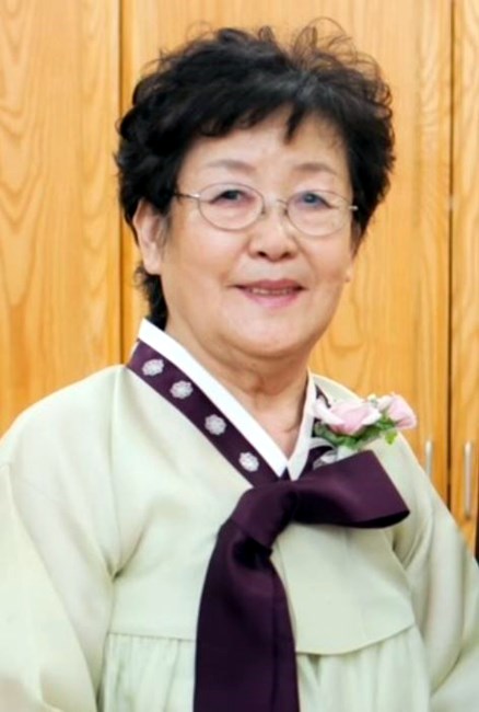 Obituary of Song Suk Hwang