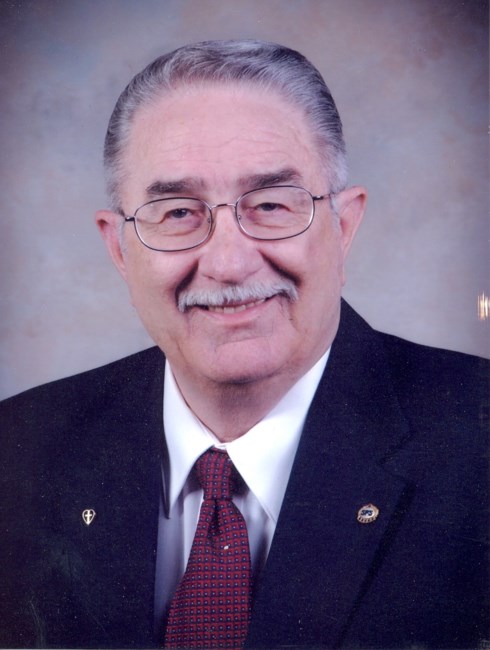 Avis de décès de Raymond E. Stoddard