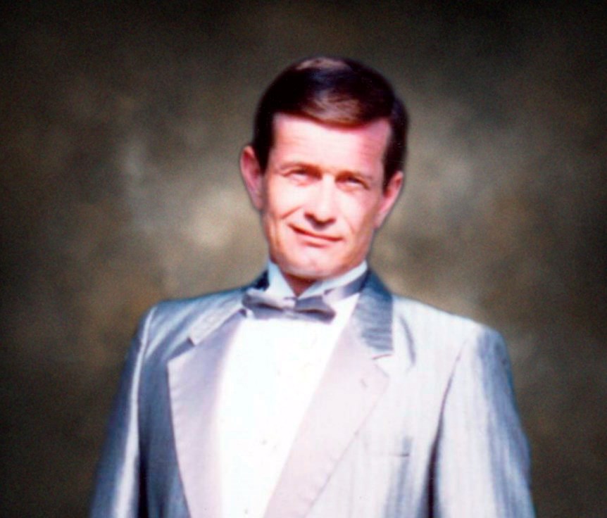 Obituary of Douglas Carl VanDine