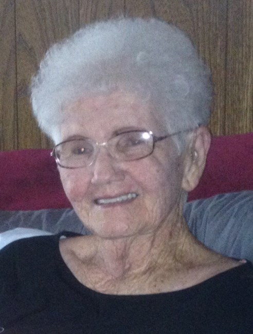 Obituary of Carolyn Bills