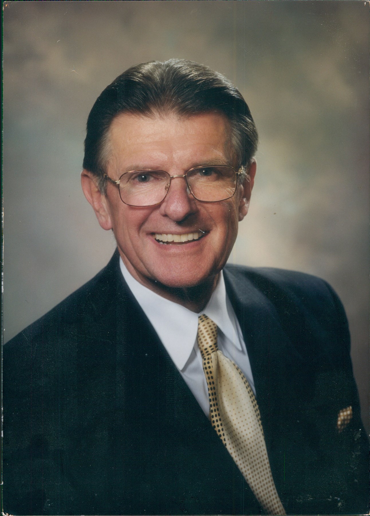 Obituary of Dr. Arno Q. Weniger Jr.