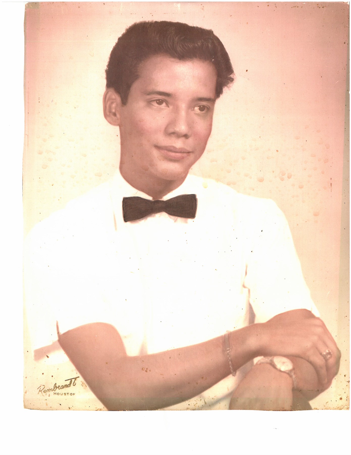 Obituary of Louis Sabas Martinez