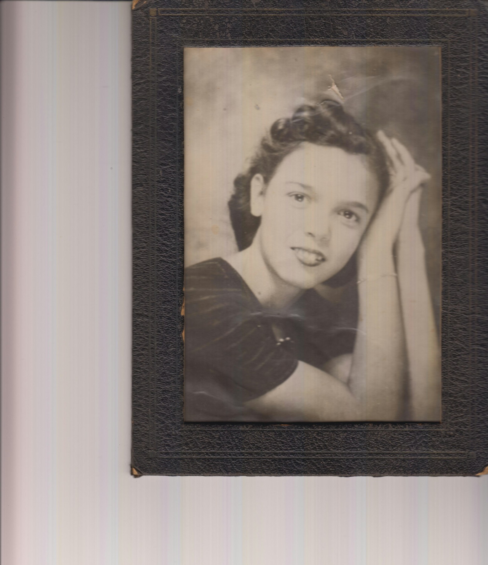 Obituary of Lois Earline Courtney