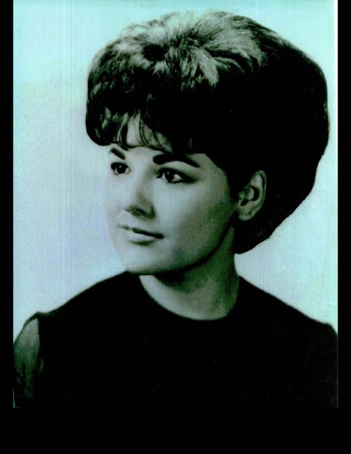 Avis de décès de Helen Hollan Gutierrez