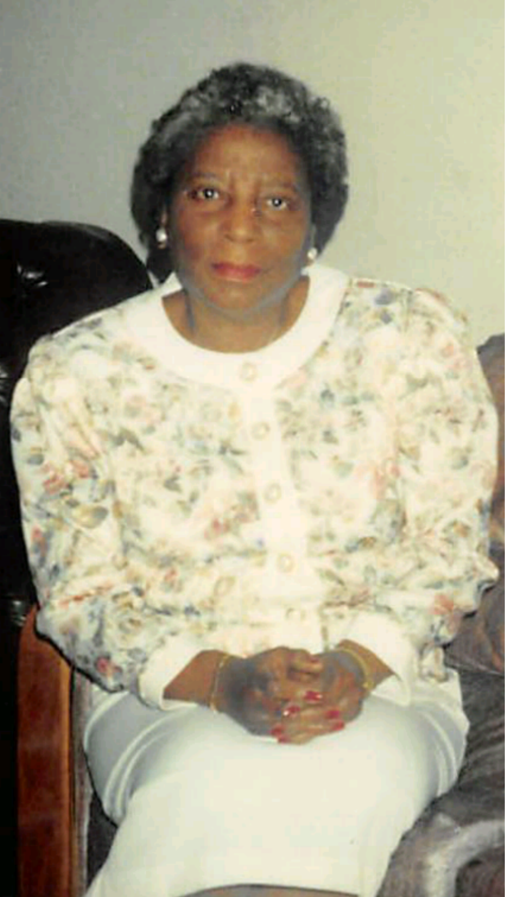 Obituary of Mary Frances Warren