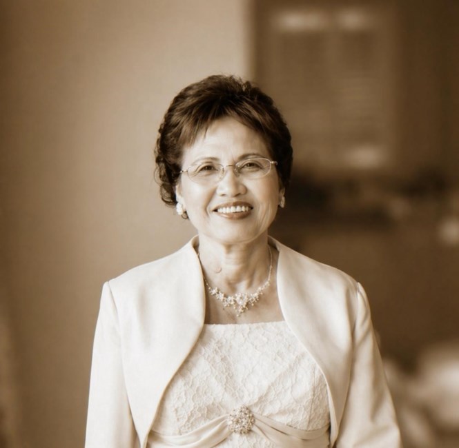 Obituary of Evelyn Cox Hutchens