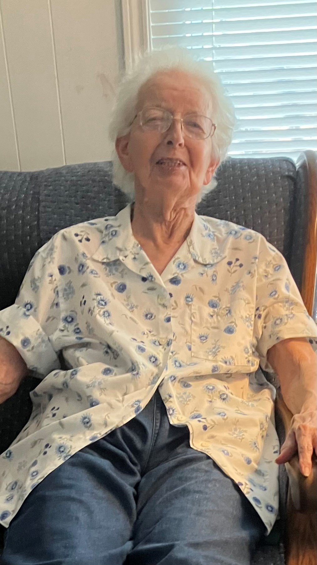 Avis de décès de Estelle M. Adamo