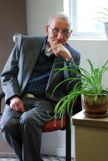 Obituary of Raymond E. Maki