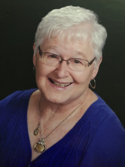 Obituary of Mary Lee Mangold