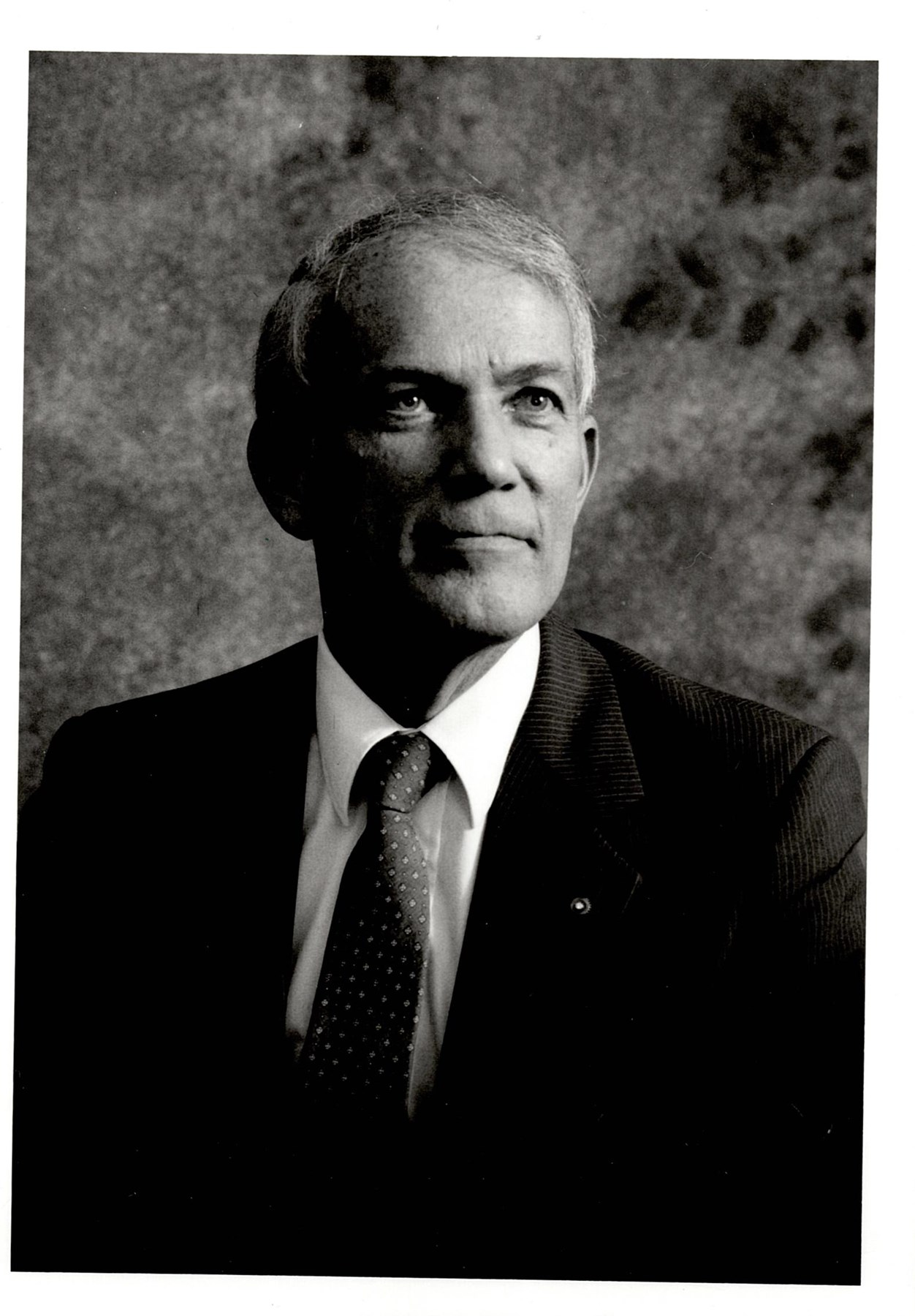 Obituary of J Roger Sumner