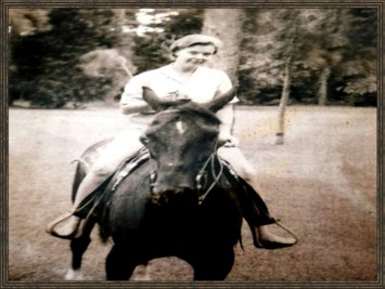 Obituary of Maude Russell Bowen Carter