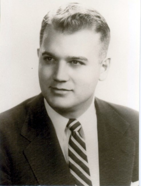 Obituary of Ernest L. Robertson Jr.