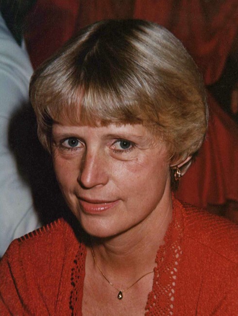 Obituario de Rose Mary Woodrow