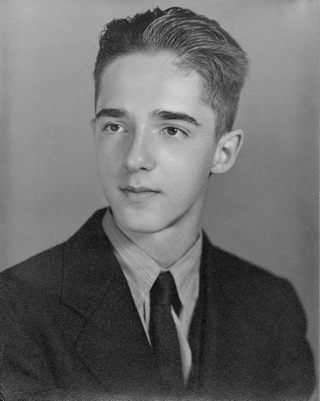 Obituary of Robert Eustis Morsberger