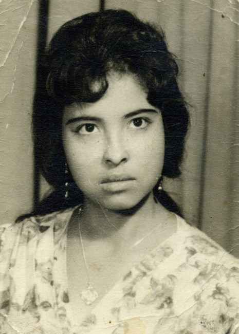 Obituary of Maria Carmen Avila