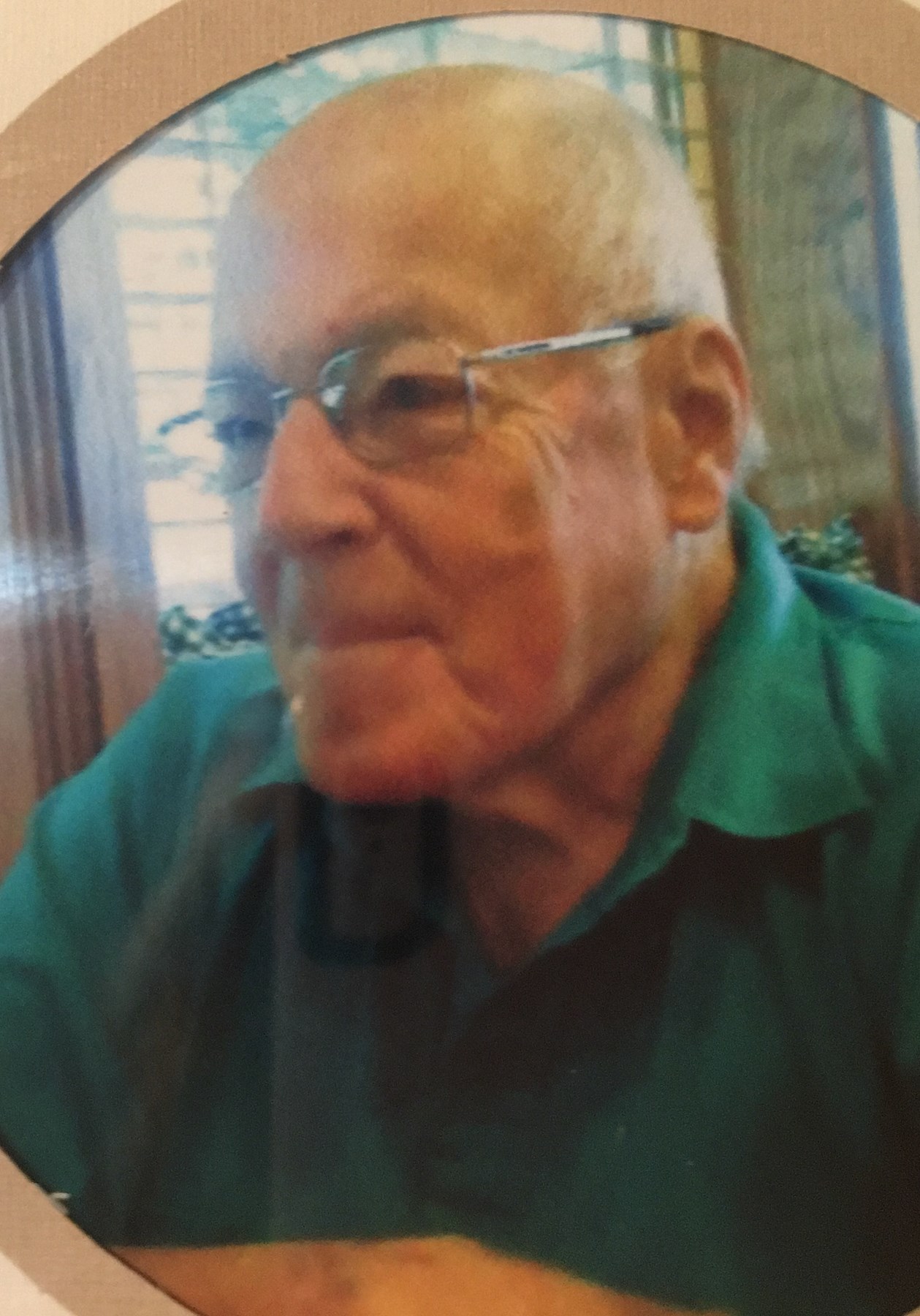 Obituary of Lowell E. Sommers