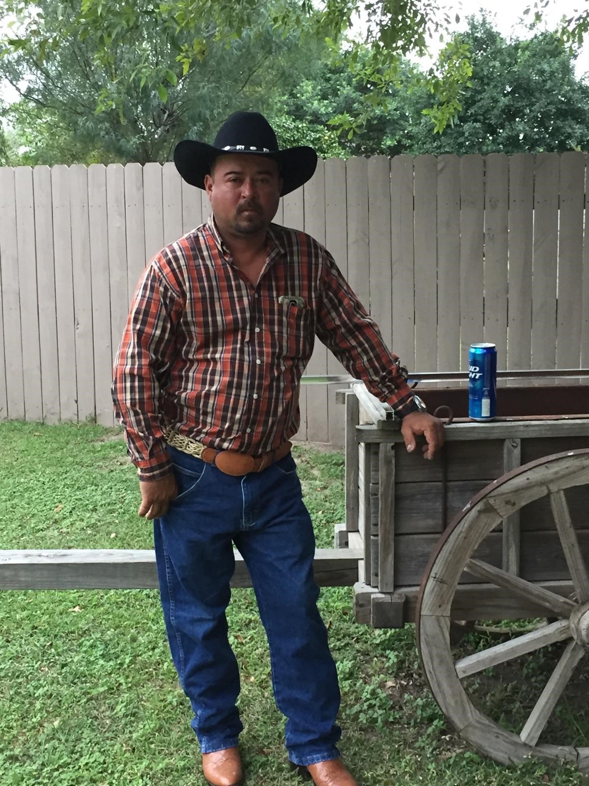 Obituary of Adrian Lara