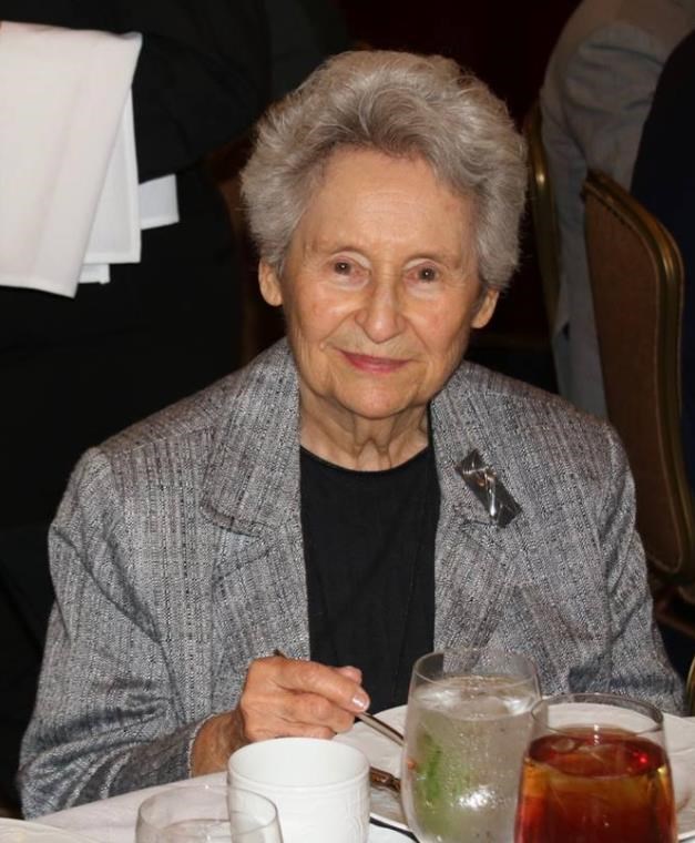 Obituary of Helen C Spear