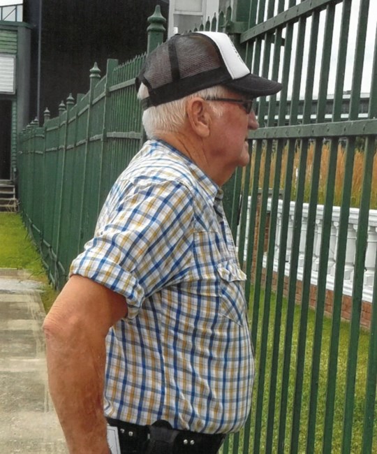 Obituary of Dwight E Brewer