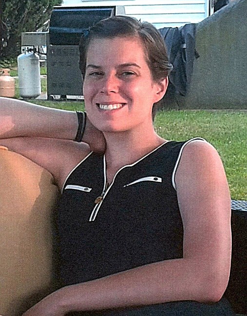 Obituary of Holly Johanna Engel