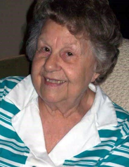 Obituary of Lillian Inie W Hood
