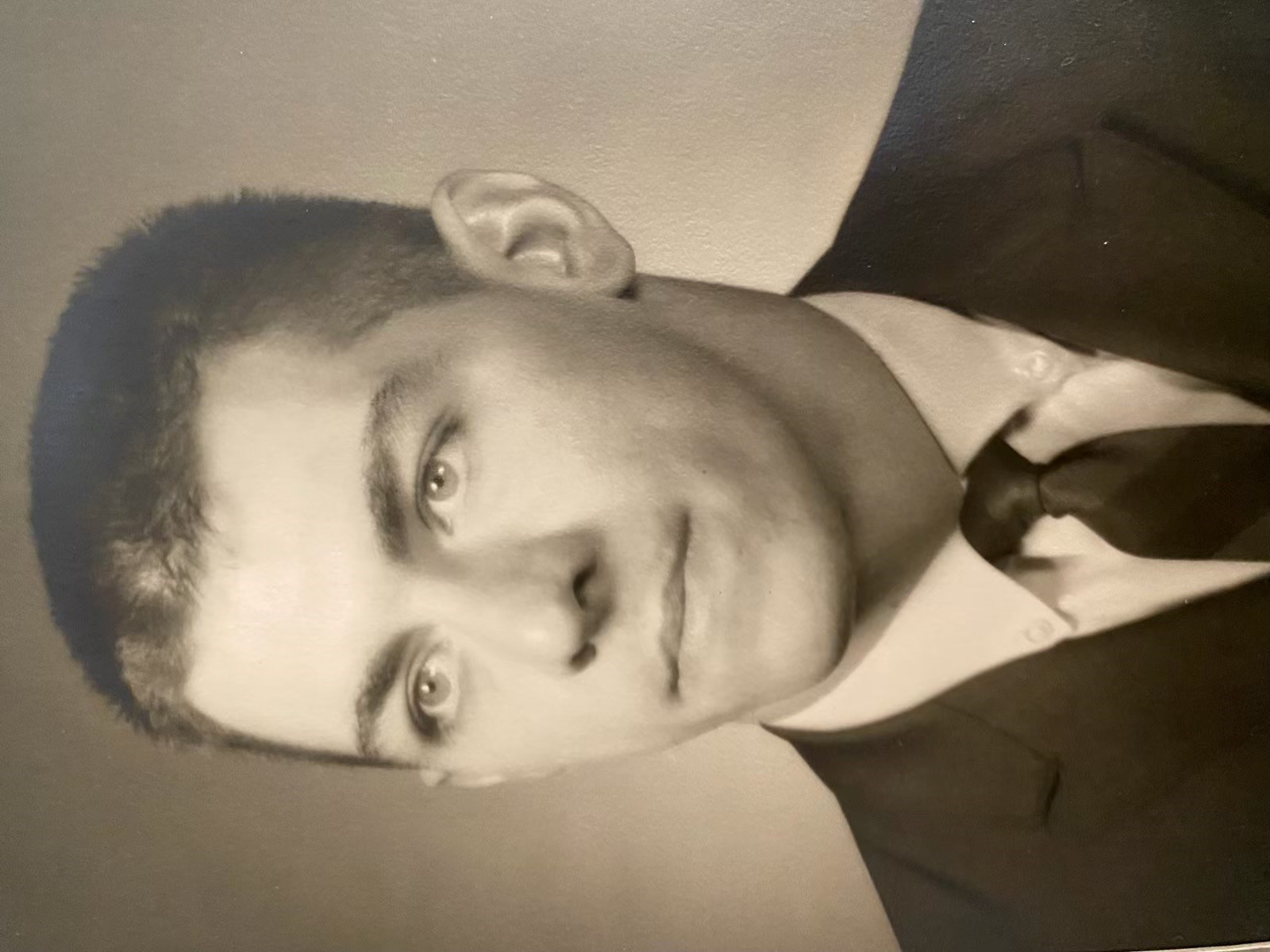 Obituary of Raymond Eugene Dillon