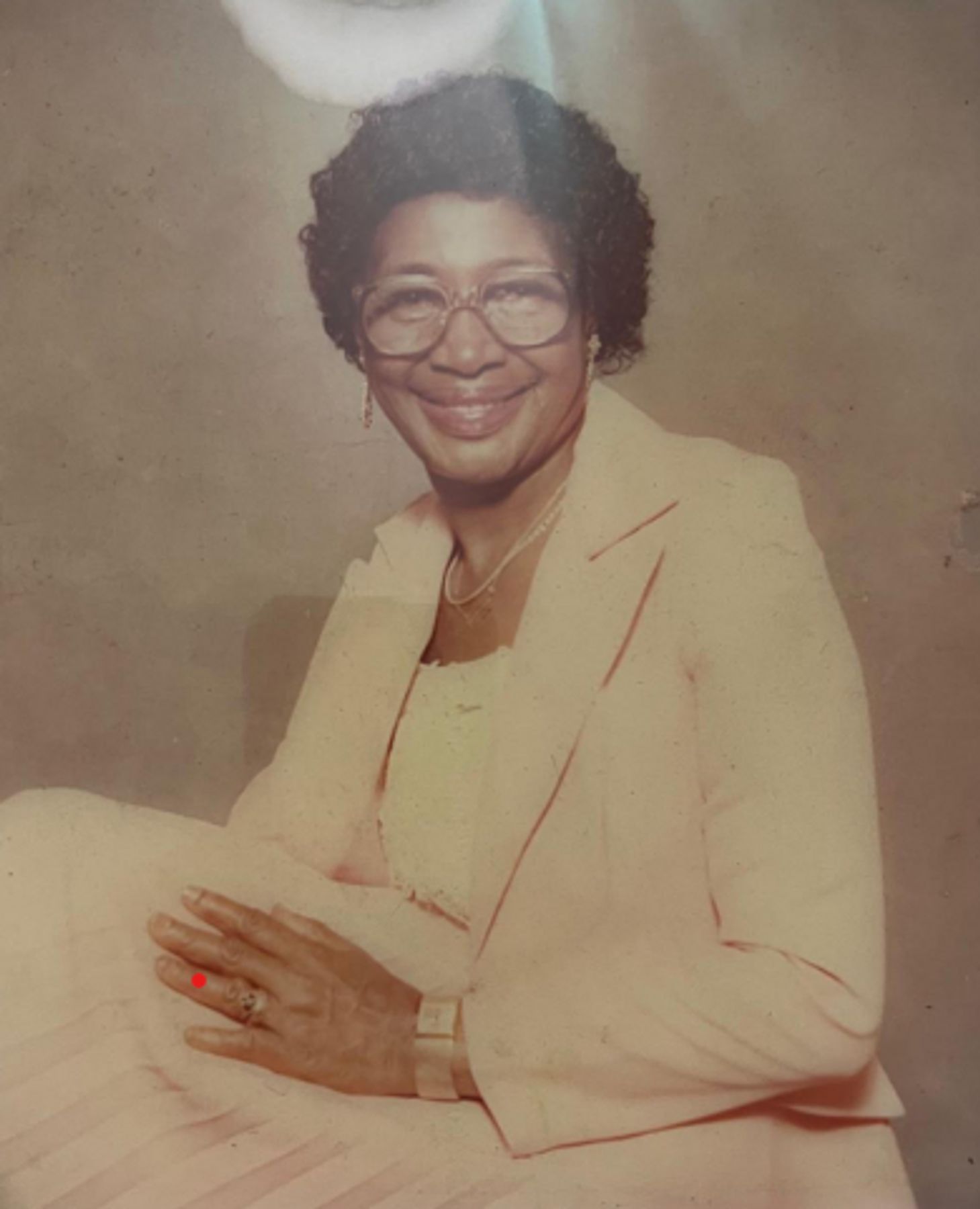 Obituary of Eunice Ophelia Russell