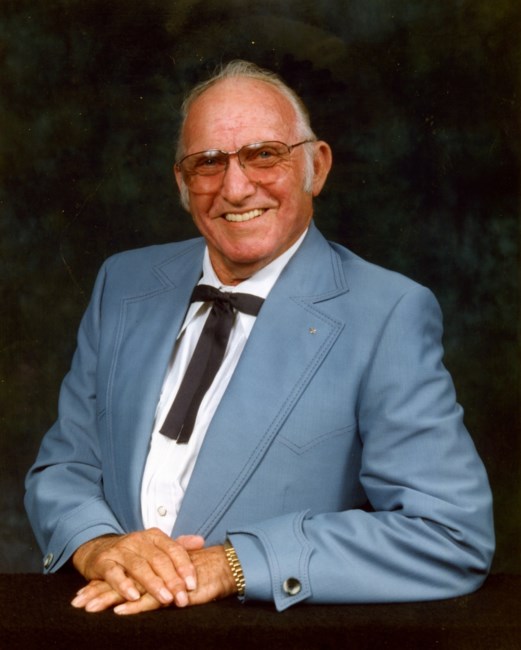 Obituary of Floyd A Davis