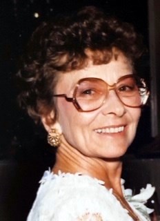 Obituary of Evelyn Danik Ferrara