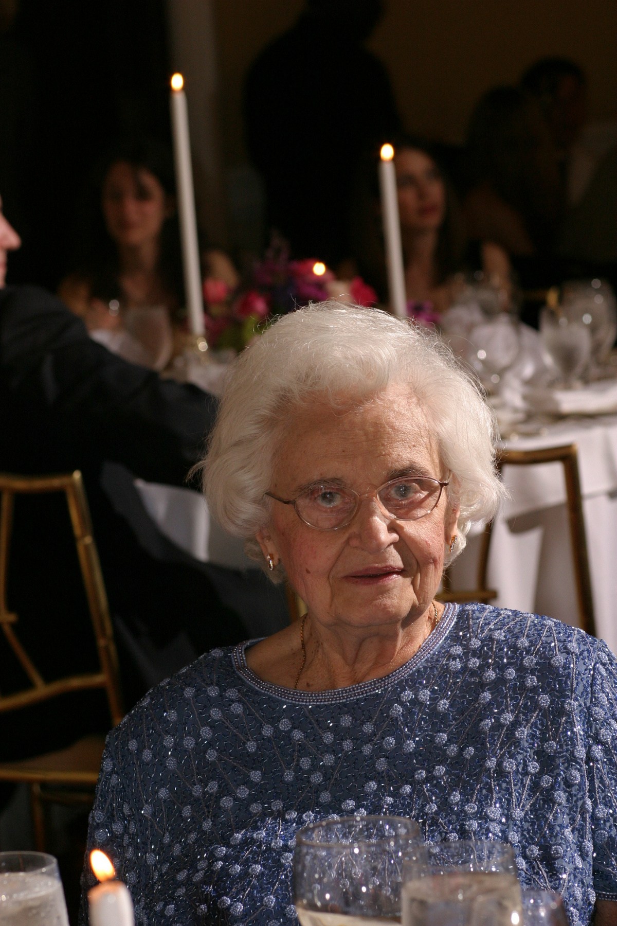 Obituary of Evelyn Manolatos