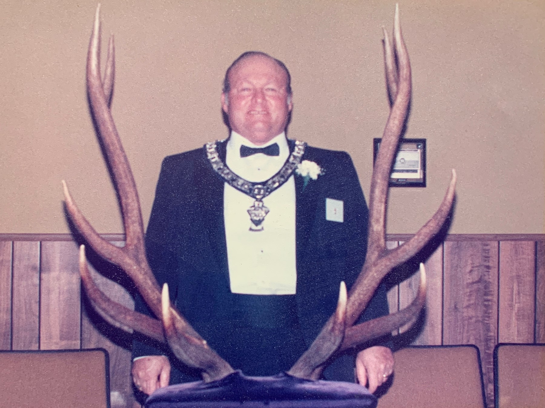 Obituary of Richard Earl Woll