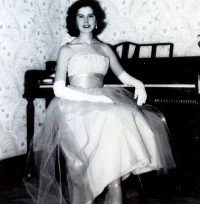 Obituary of Mary Frances Krais